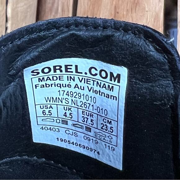 Sorel Emelie Chelsea Black Leather Waterproof Pull-On Ankle Boots Women Size 6.5 - Picture 12 of 12